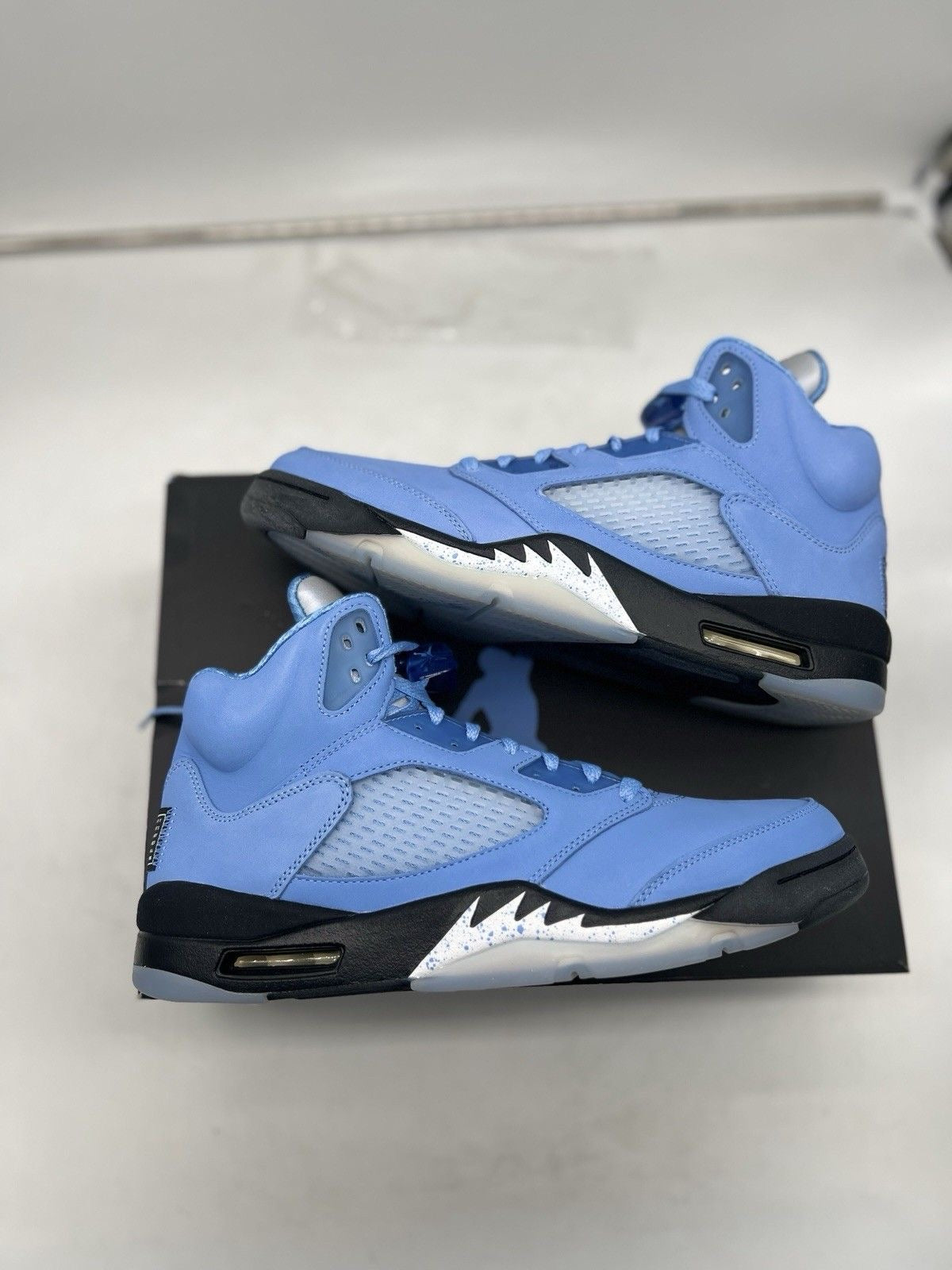 Jordan Retro 5 UNC Azul