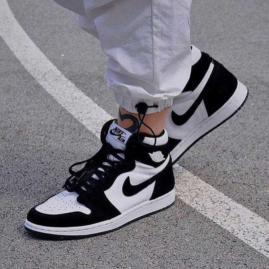 Nike Jordan 1 Blanco Y Negro