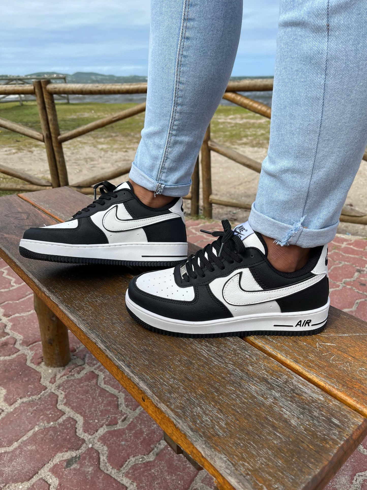 Air Force One Negro y Blanco