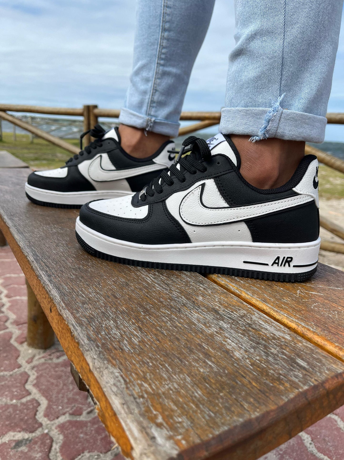 Air Force One Negro y Blanco