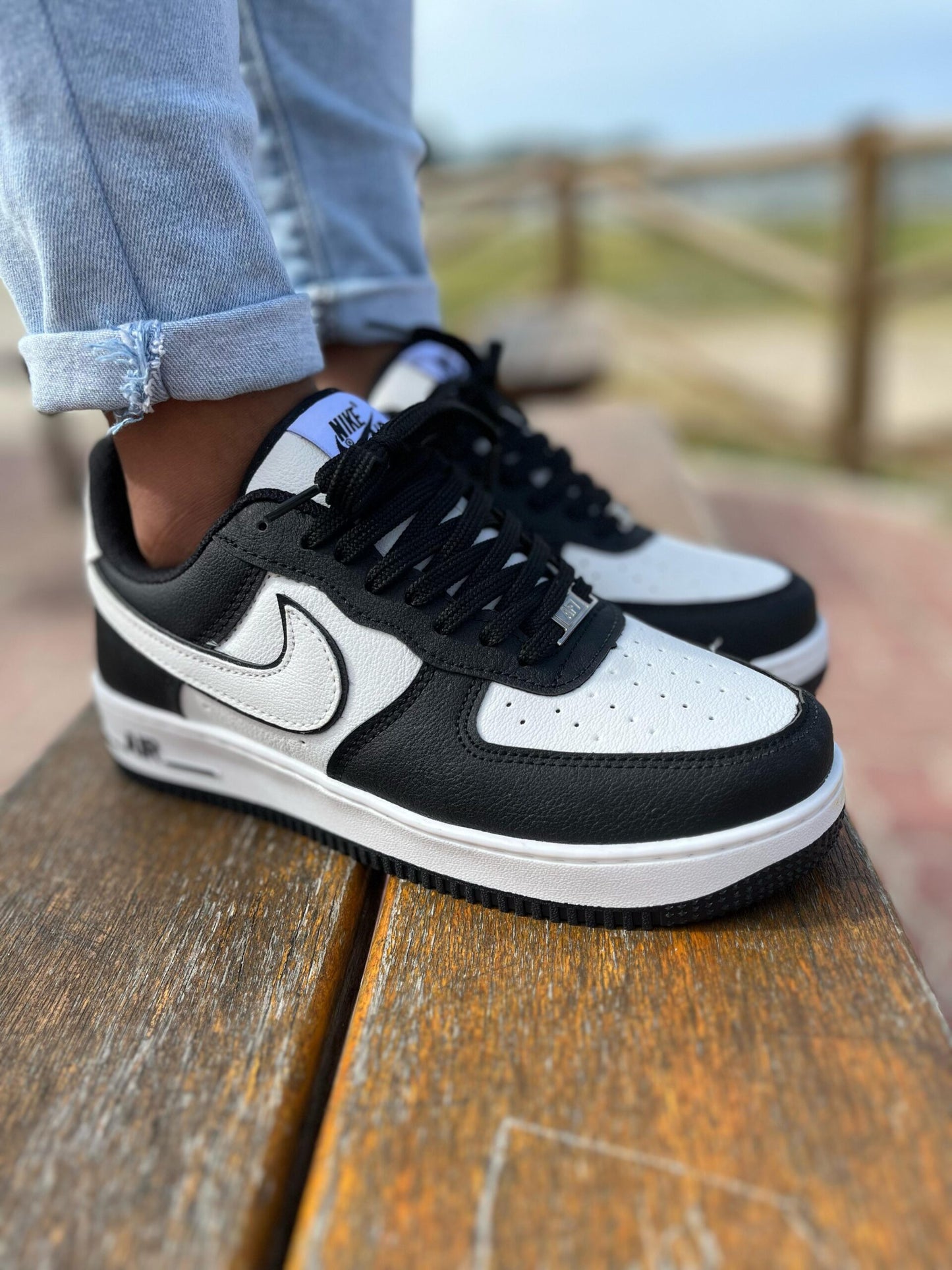 Air Force One Negro y Blanco