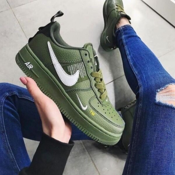 Air Force One TM verde