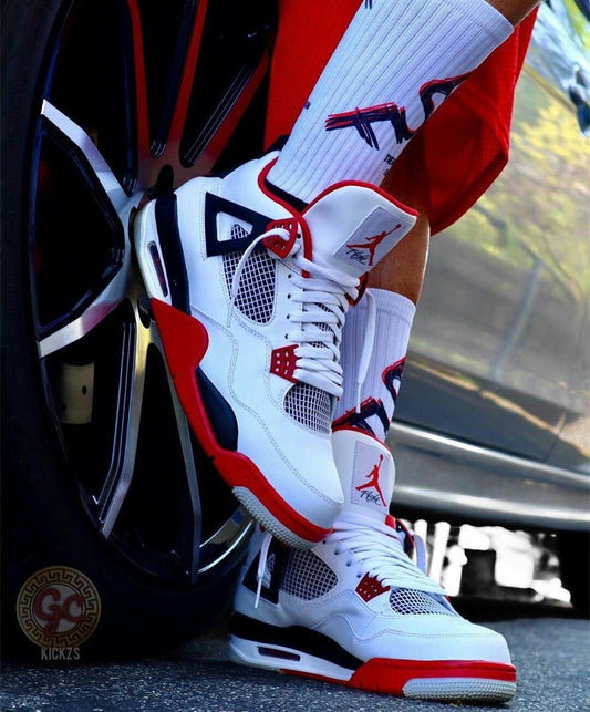 Nike Jordan Blanco y Rojo