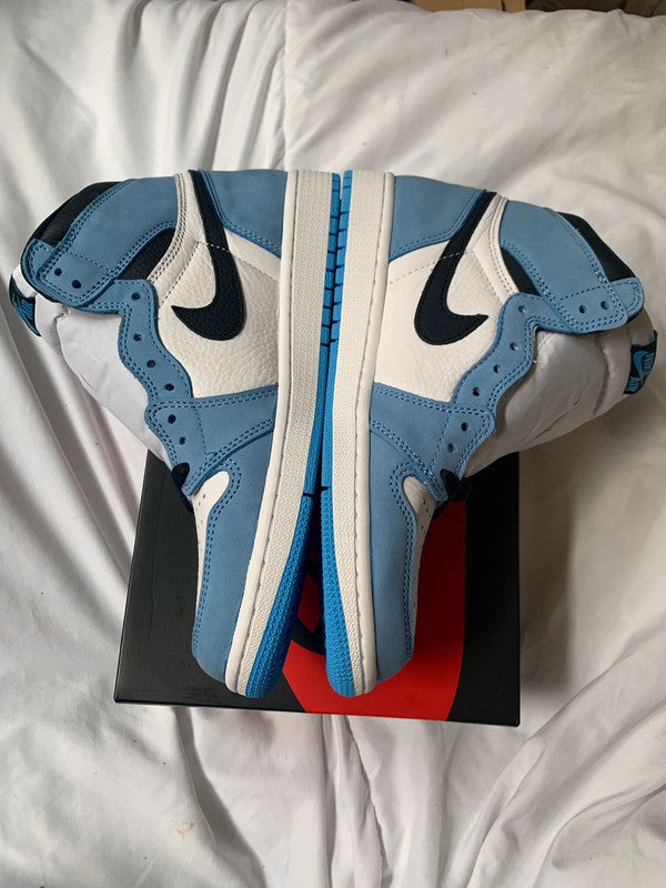 Nike Air Jordan 1 Azul Blanco y Negro