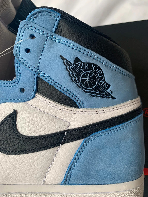 Nike Air Jordan 1 Azul Blanco y Negro