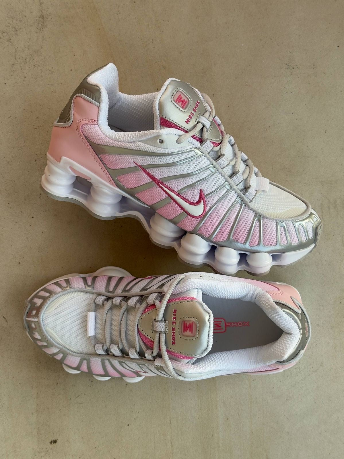 Nike Shox TL Gris y Rosa