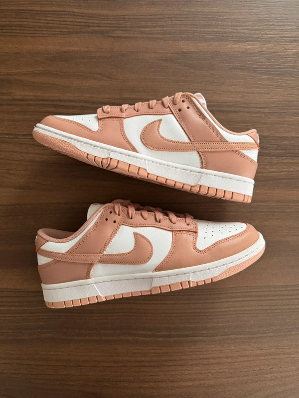 Nike Dunk blanco y rosado