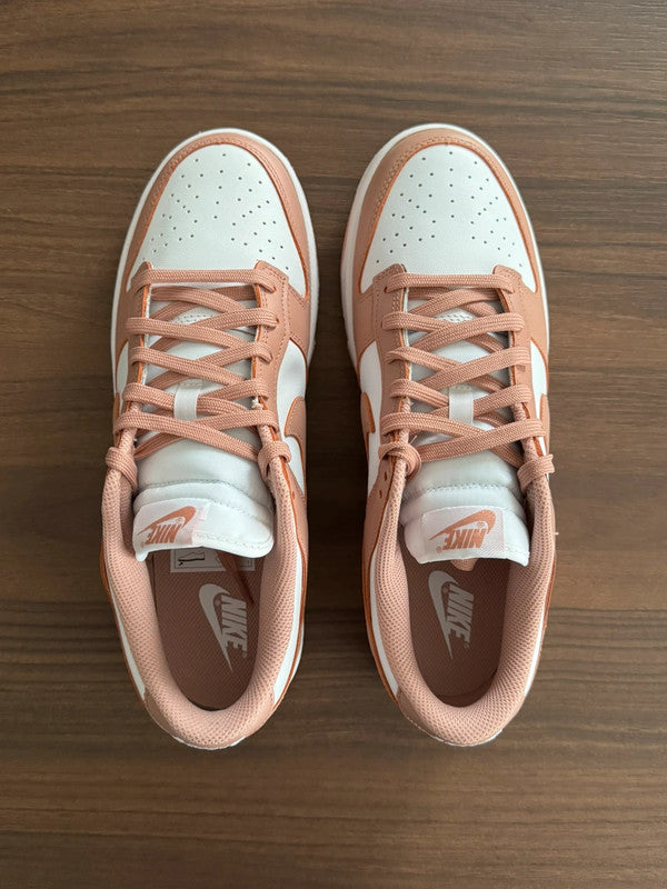 Nike Dunk blanco y rosado