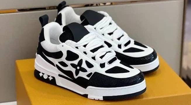 LV Skate Azul y Negro