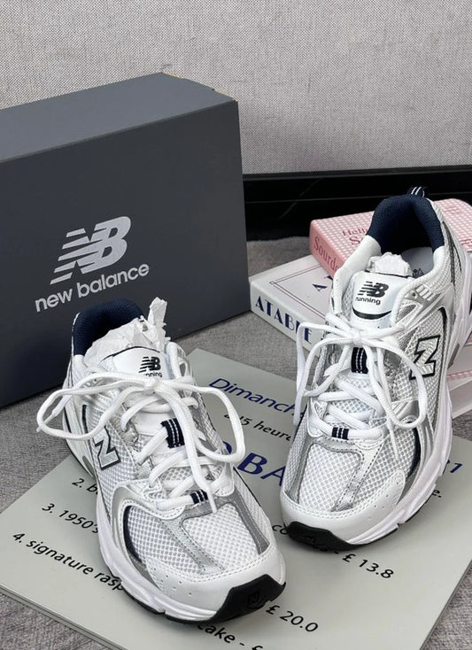 New Balance 530 Blanco y Negro