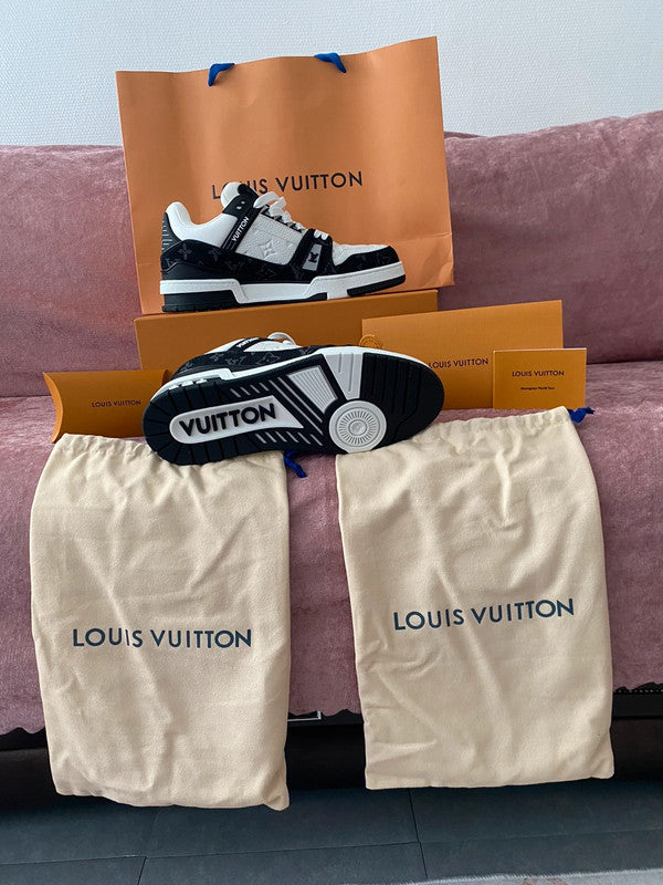 Louis Vuitton Trainer Negro