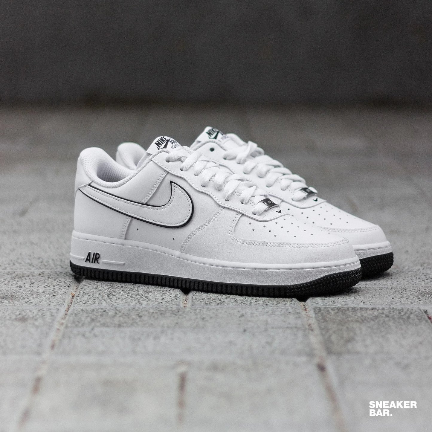 Air force blanco y negro