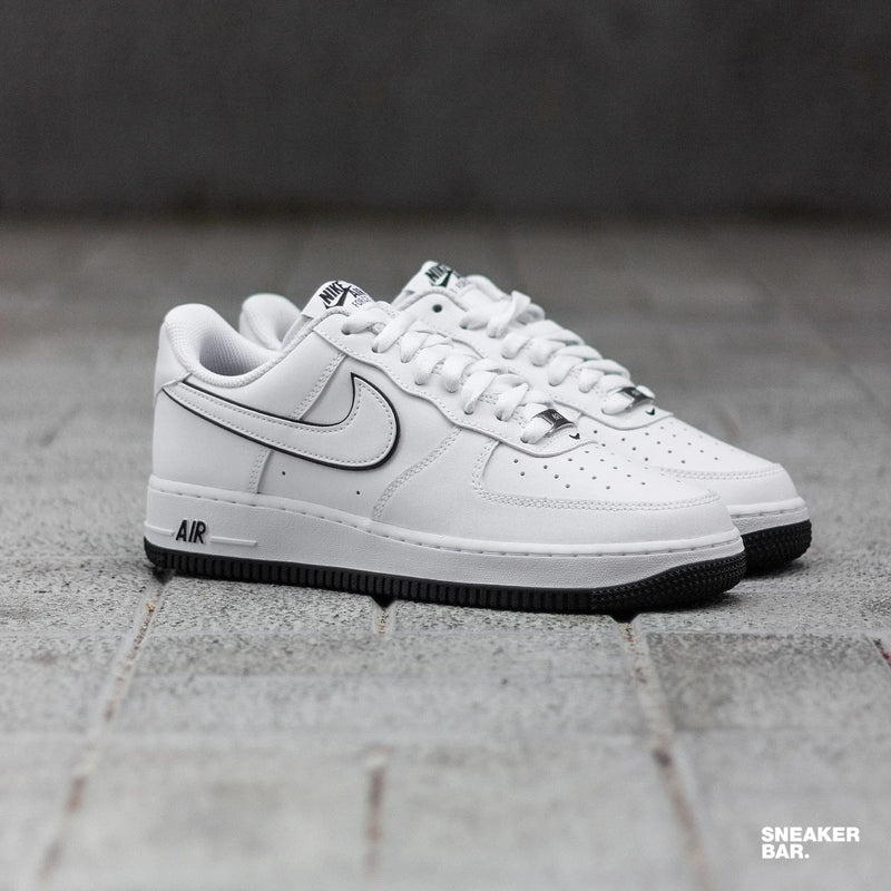 Air force blanco y negro